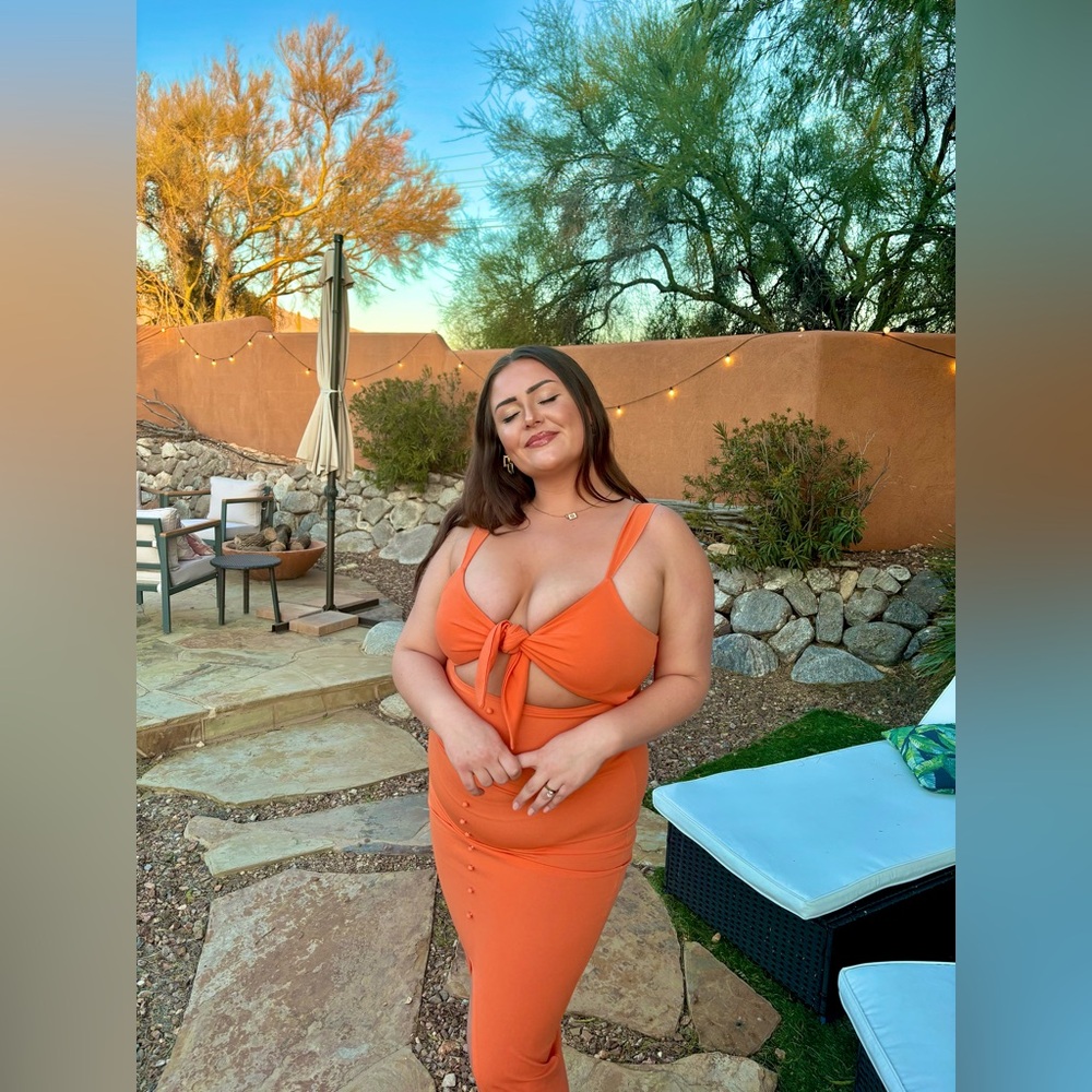 Stylish Orange Maxi Dress with cutout